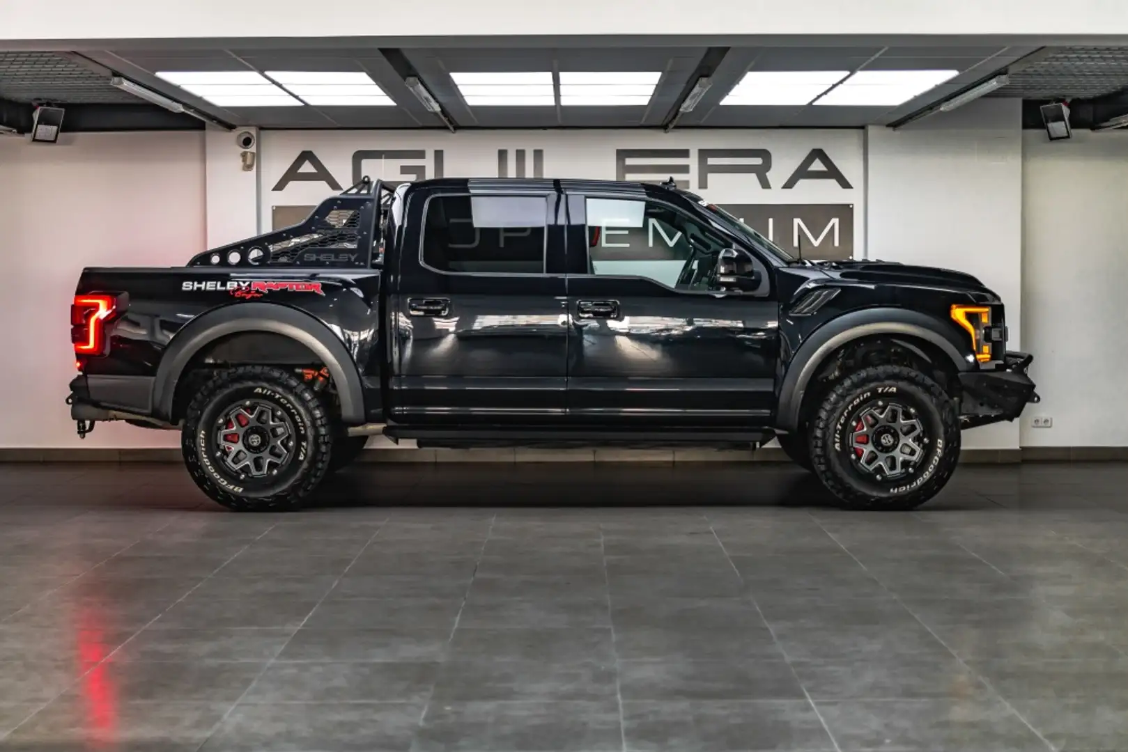 Ford F 150 Shelby Baja Raptor Negro - 2