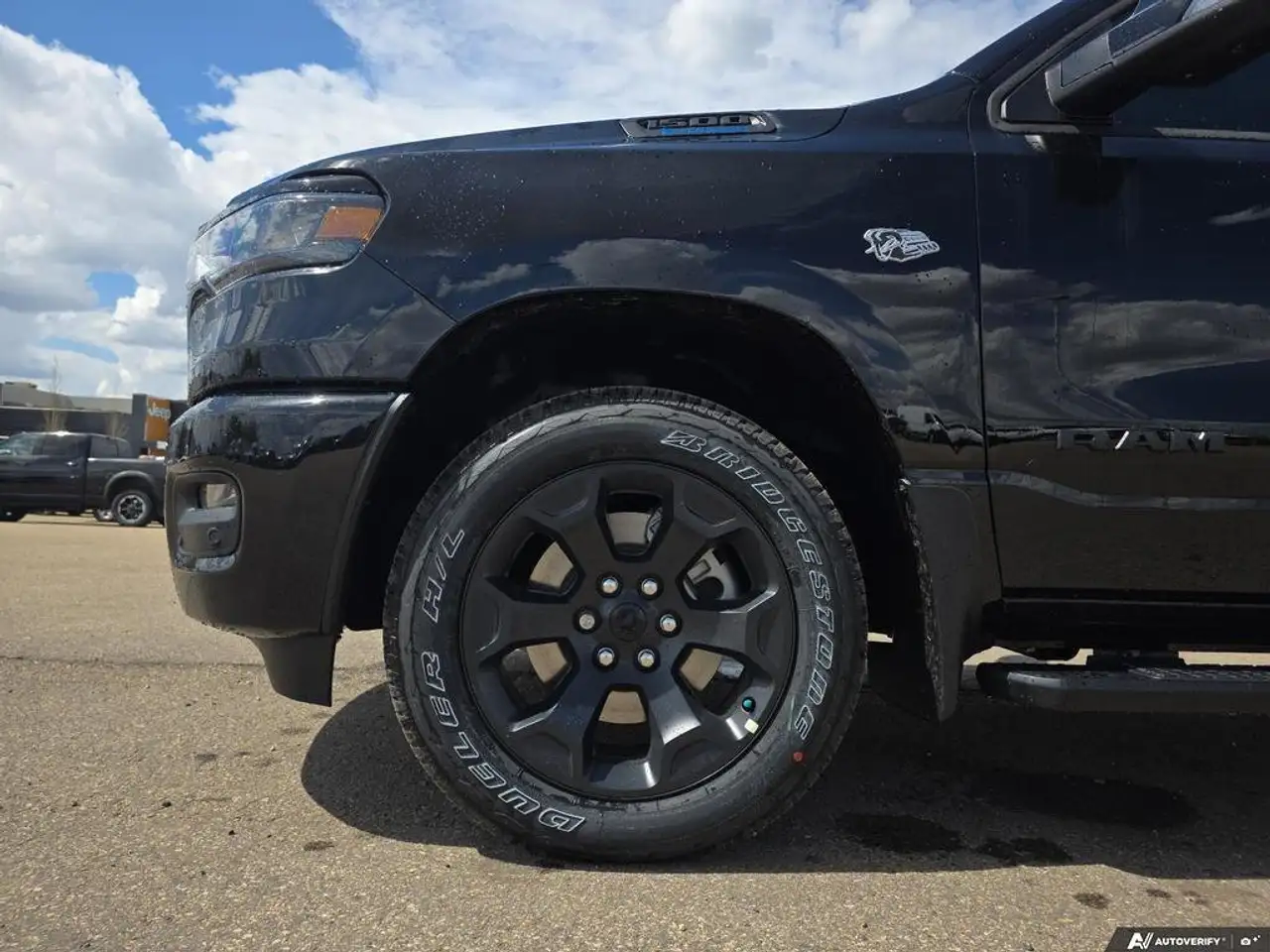 RAM 1500 снимка RAM 1500