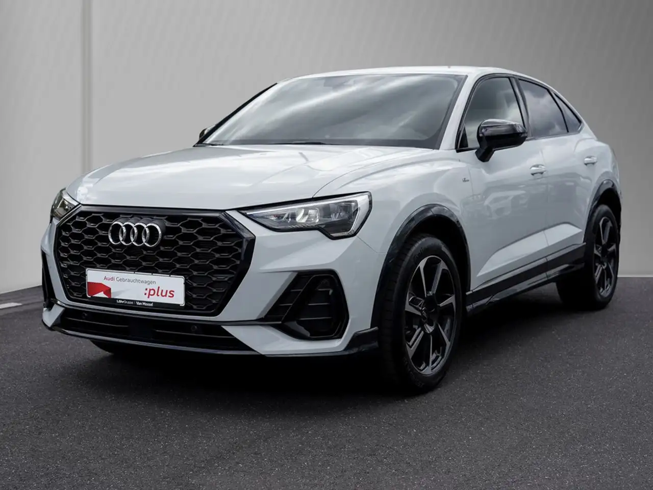 Audi Q3, фото 1