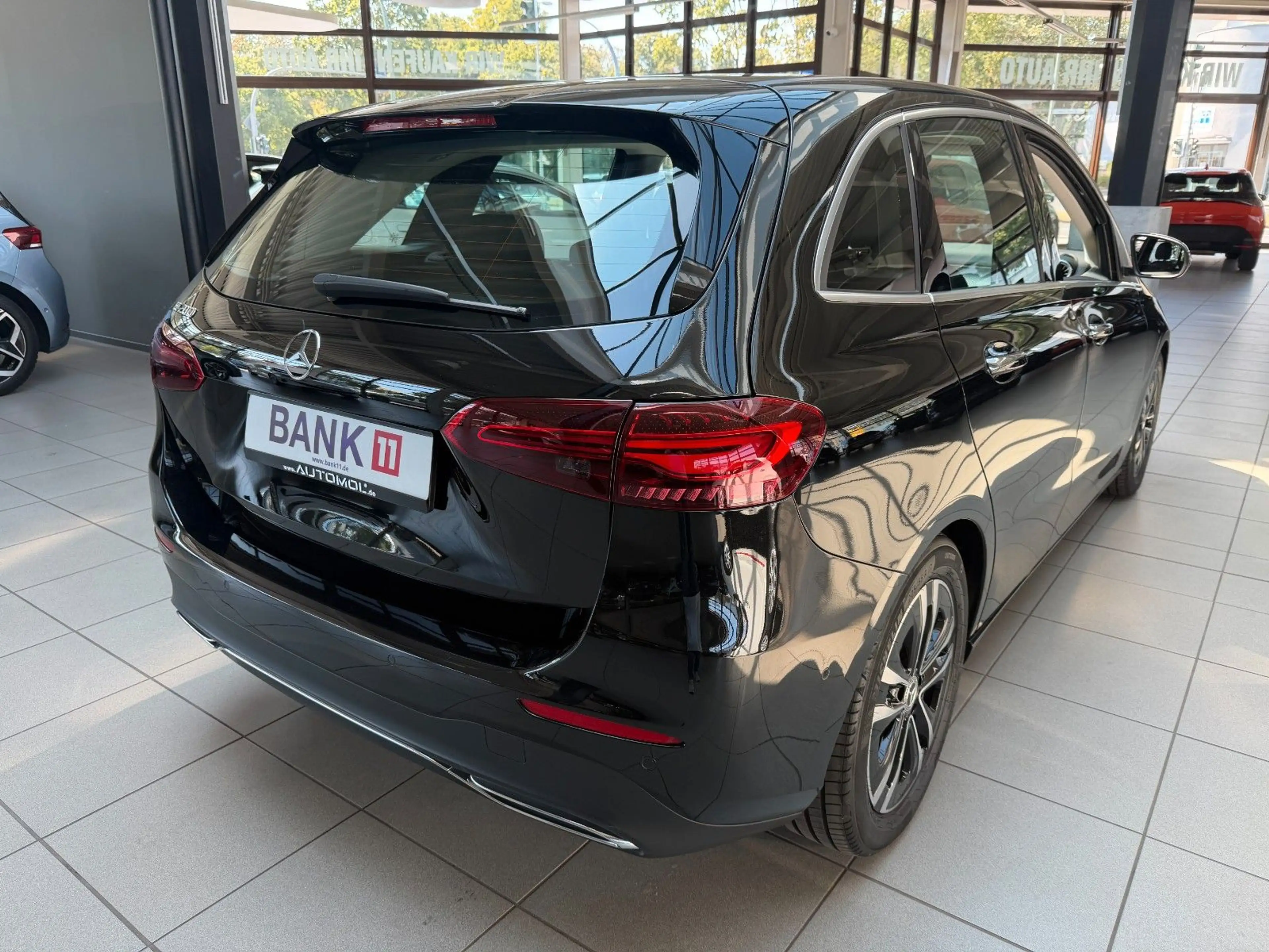 Mercedes-Benz B 200 Kamera, Wenig Km, Anhänga — photo 5