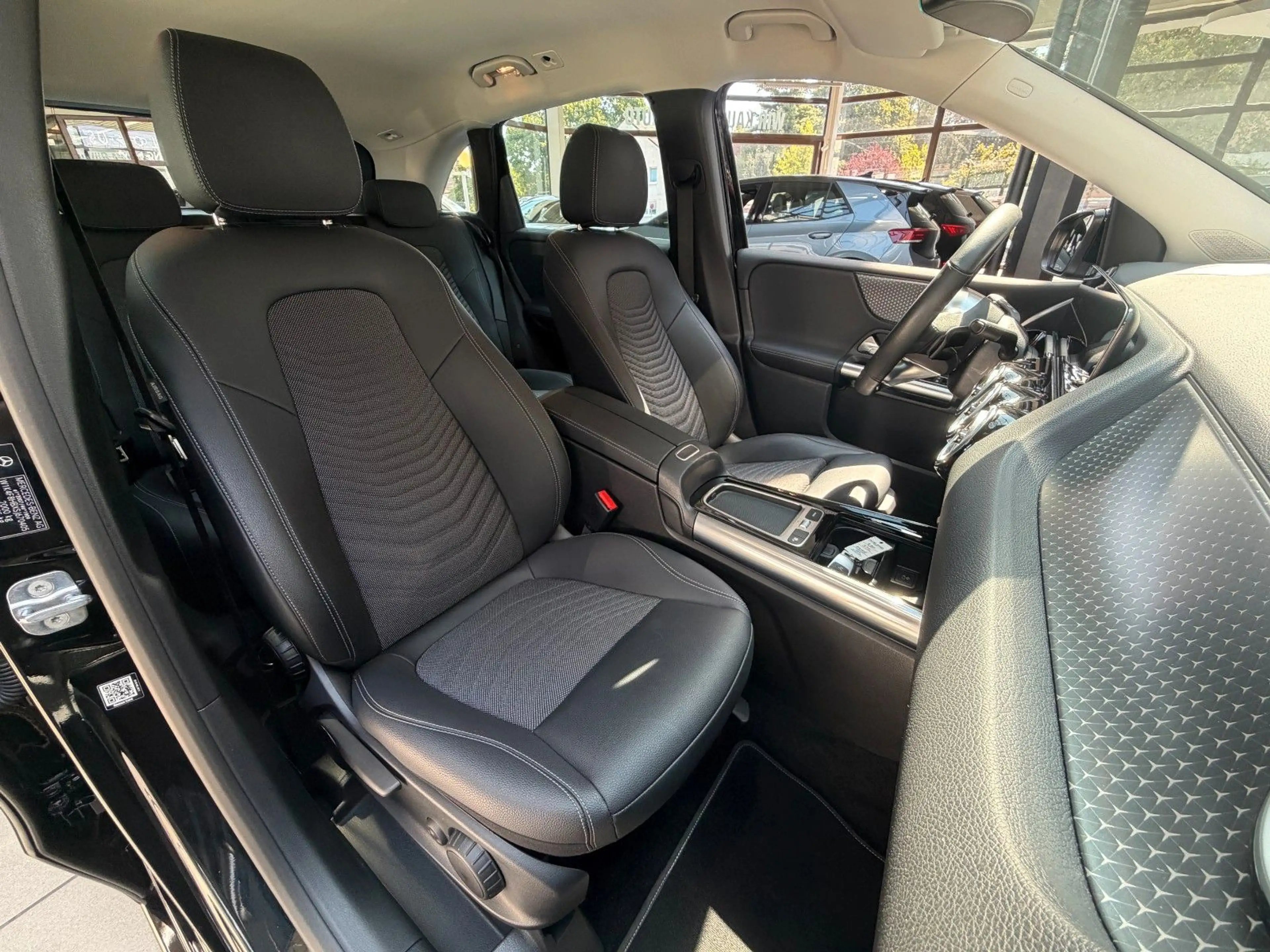 Mercedes-Benz B 200 Kamera, Wenig Km, Anhänga — photo 15
