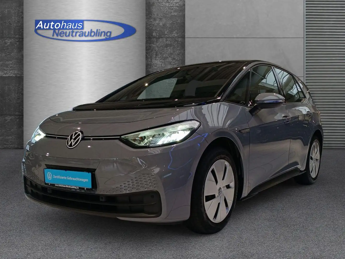 Volkswagen ID.3 45 KWh "PURE PERFORMANCE" 150 PS DSG+NAVI+PDC+ Gris - 2