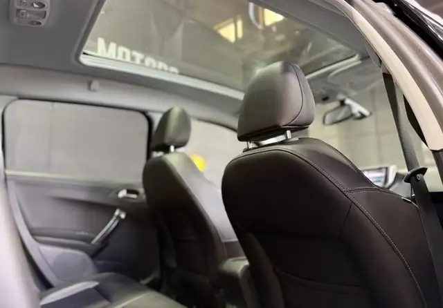 Peugeot 2008 view 12