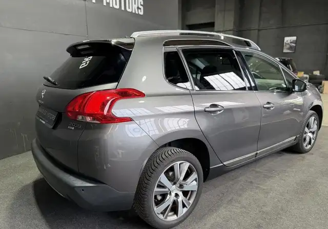 Peugeot 2008 view 14