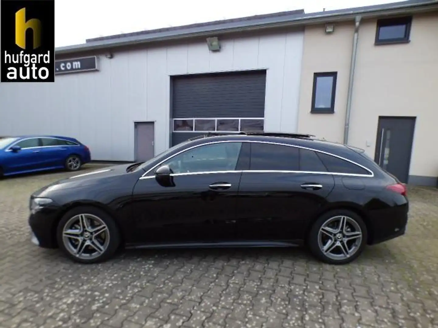 Mercedes-Benz CLA 200 CLA 200 SB AMG Line Premium Panorama Verkehrsass. Noir - 1