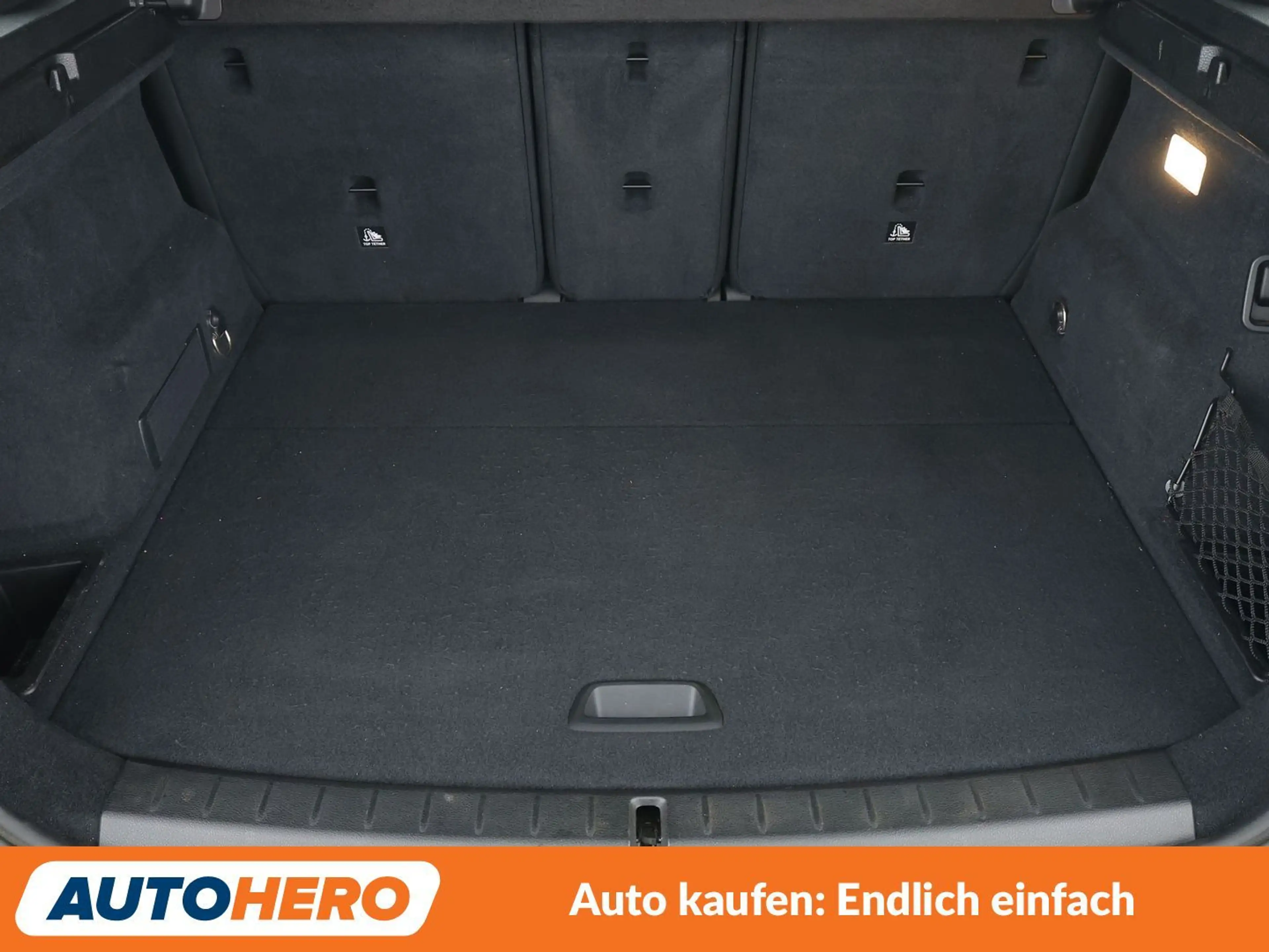 BMW 225 225i Active Tourer xDrive Luxury Line — photo 17