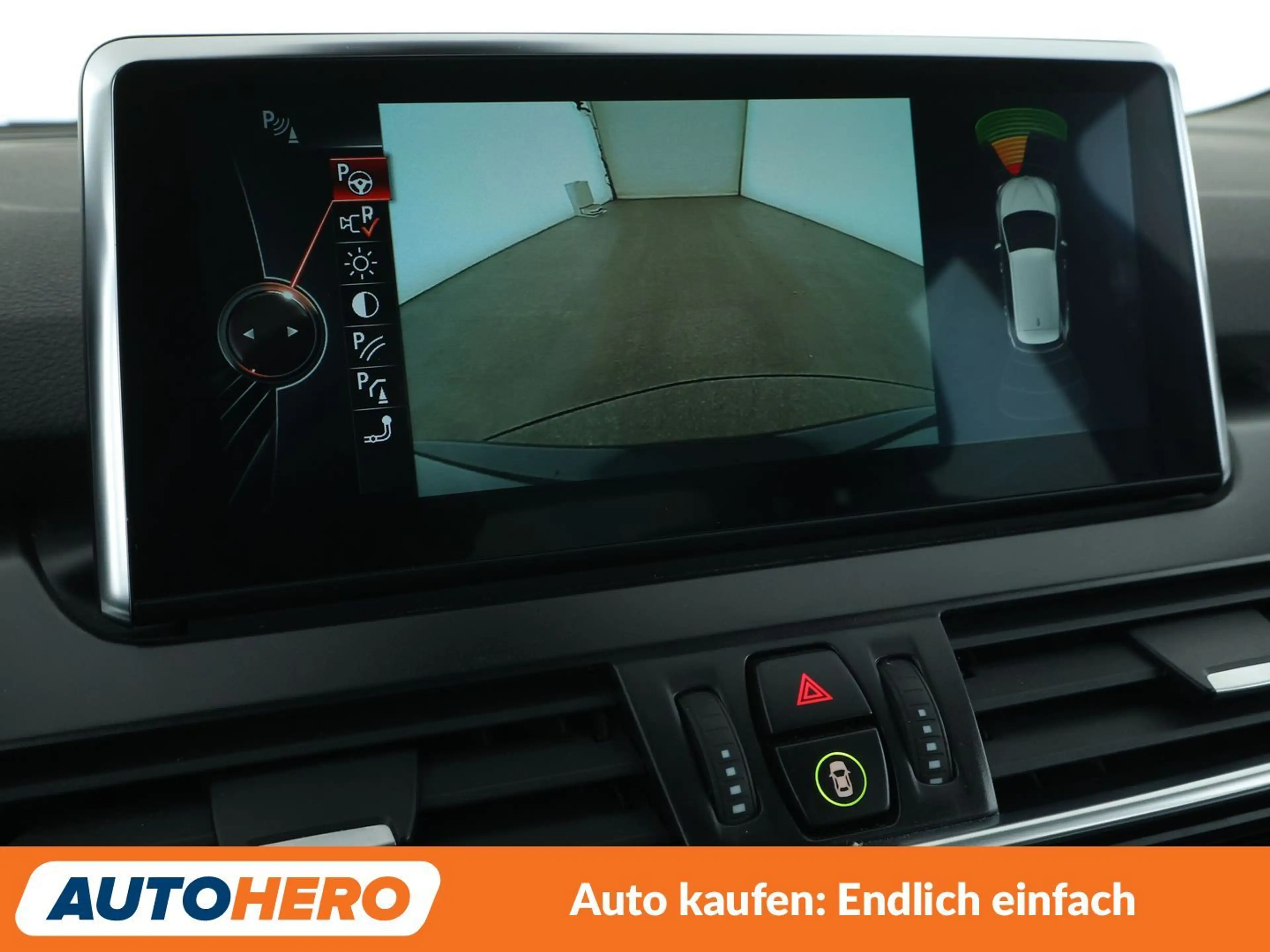 BMW 225 225i Active Tourer xDrive Luxury Line — photo 23