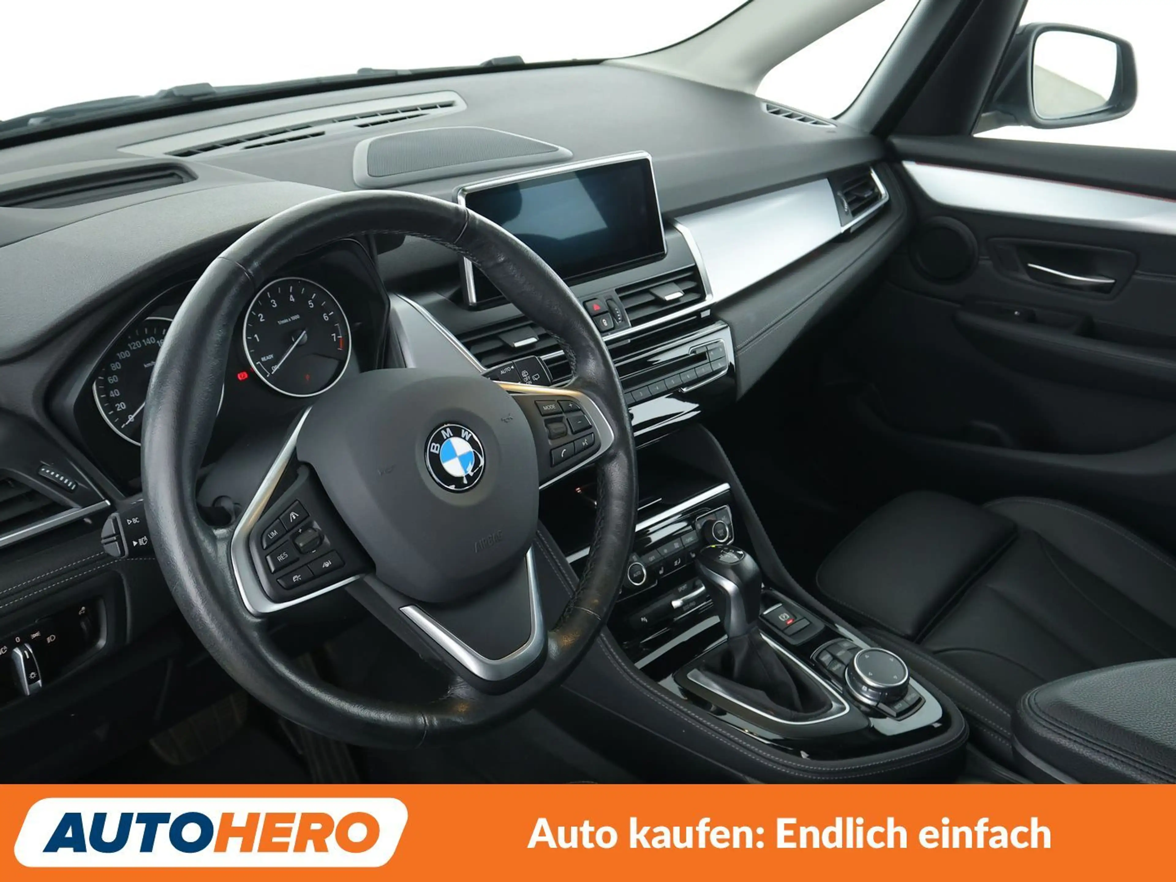 BMW 225 225i Active Tourer xDrive Luxury Line — photo 11