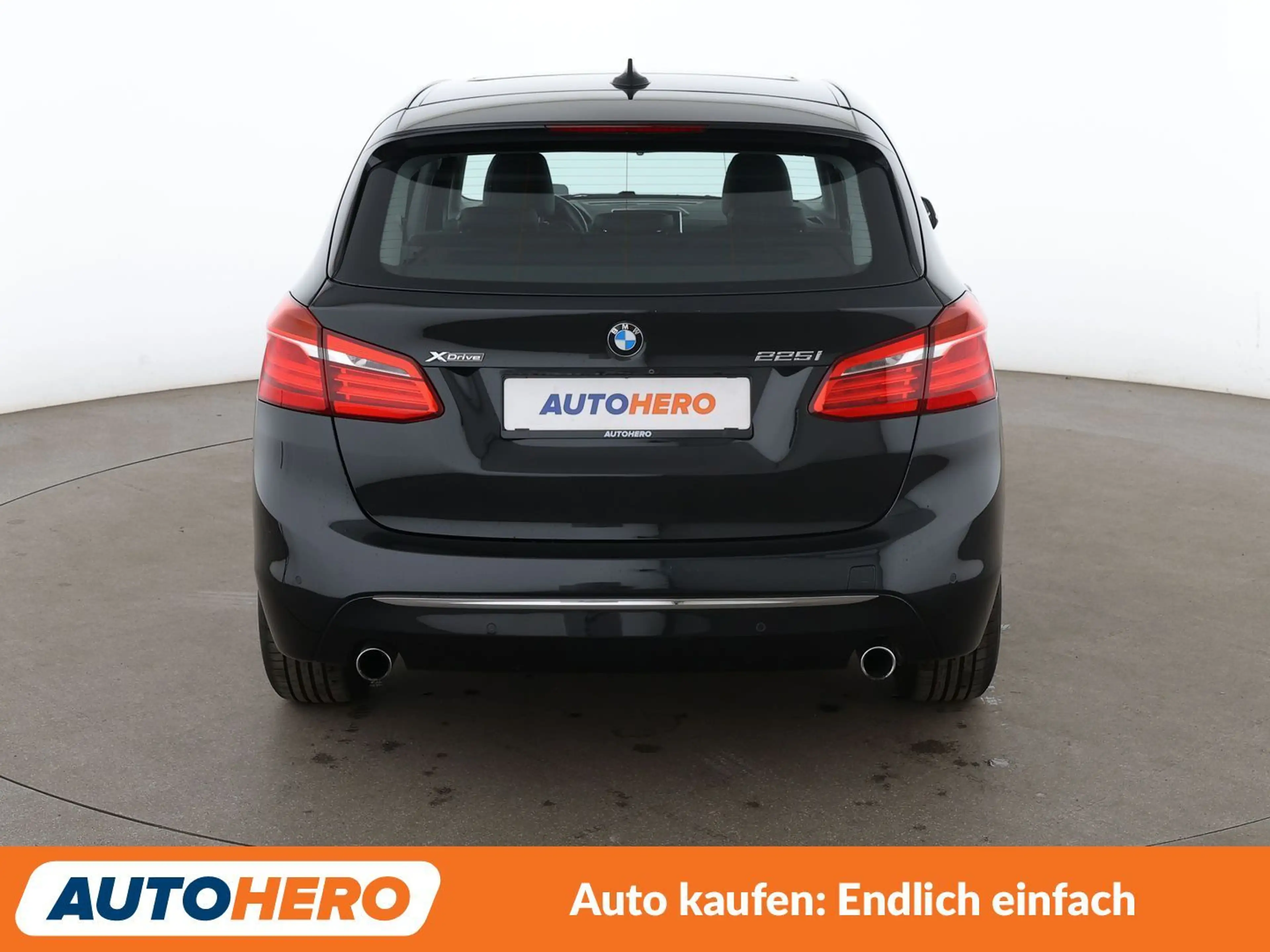 BMW 225 225i Active Tourer xDrive Luxury Line — photo 5