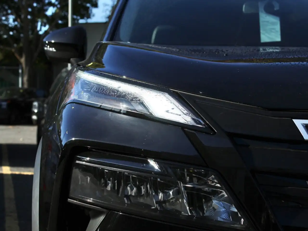 Nissan Rogue снимка Nissan Rogue
