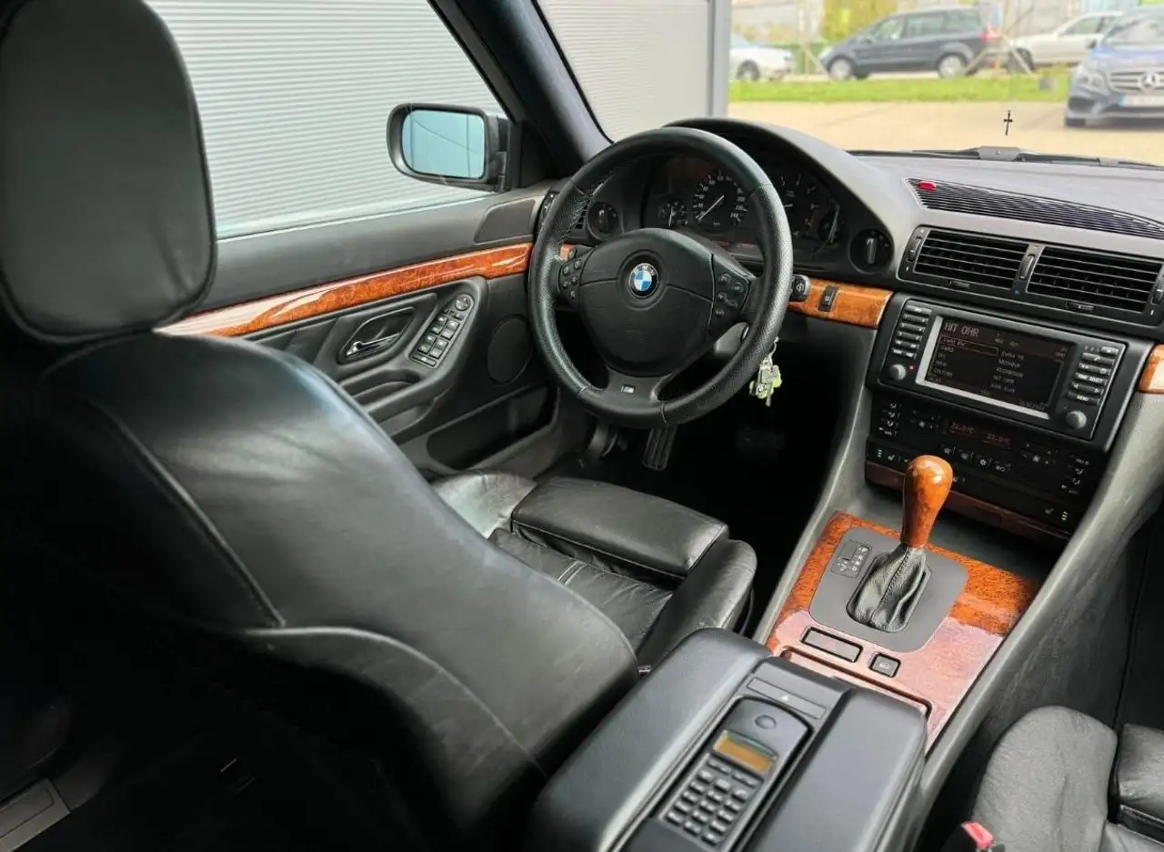BMW 728 i Aut., foto 5