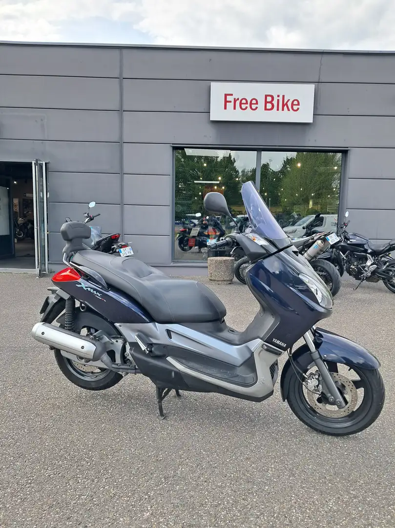 Yamaha X-Max 125 Negro - 2