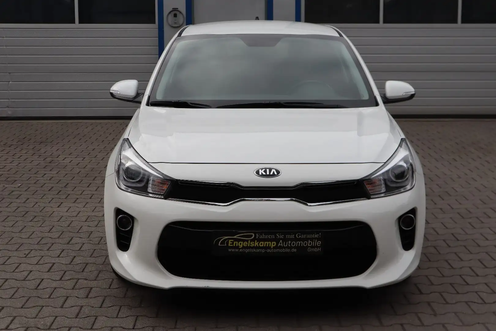 Kia Rio 1.2 Dream Team/NAVI/SHZ/CAM/PDC/SCHECKH. Weiß - 2