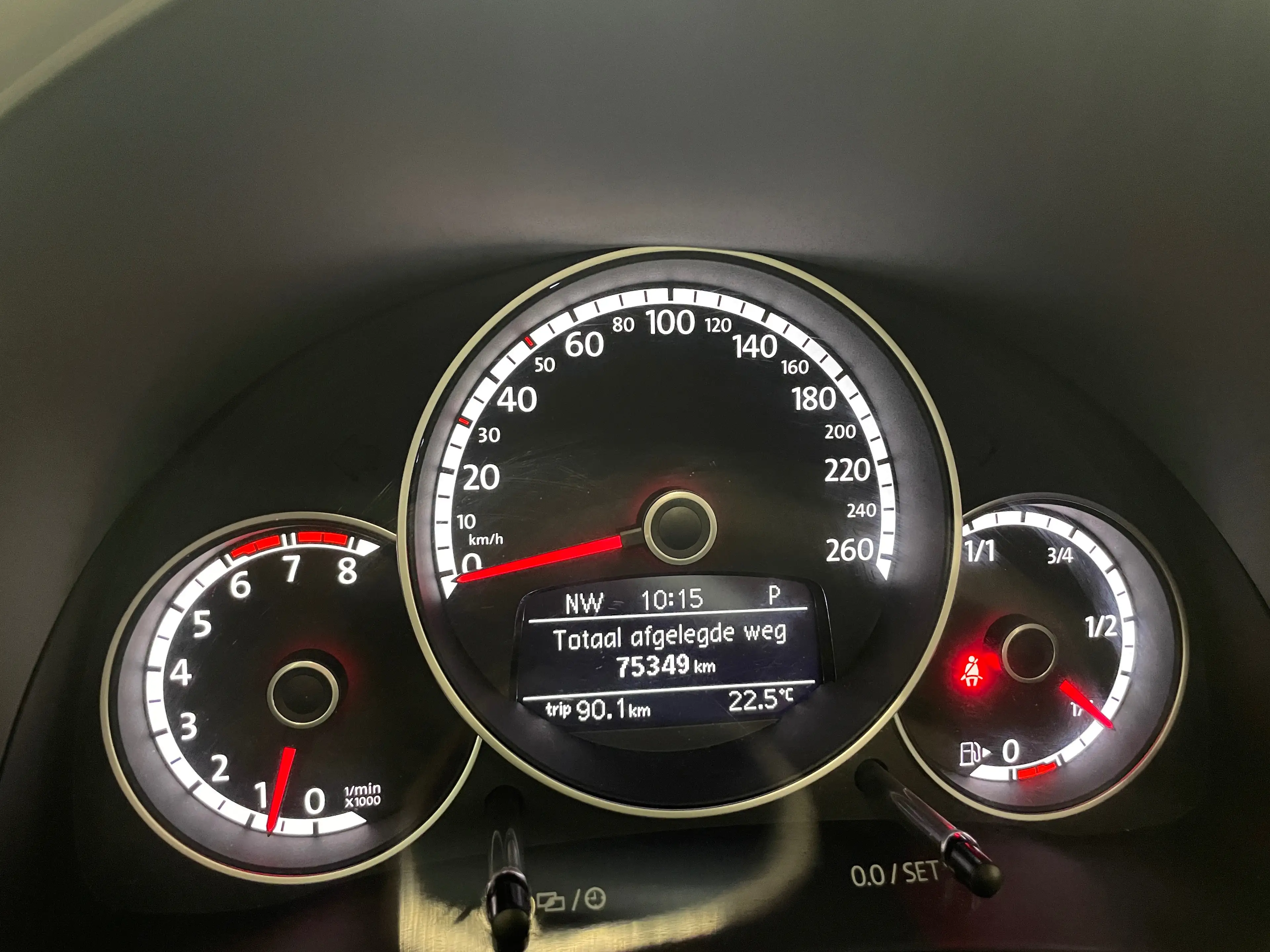 Volkswagen Beetle Beetle Cabriolet 1.2 TSI Design DSG — photo 7