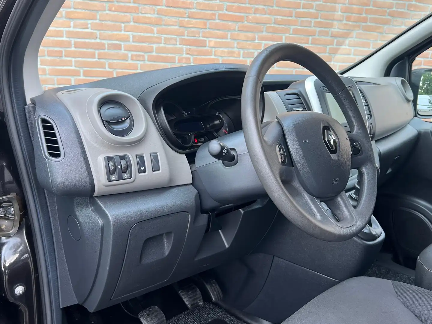 Renault Trafic 1.6dCi 126PK Black Edition / Navigatie / Camera / Negru - 2