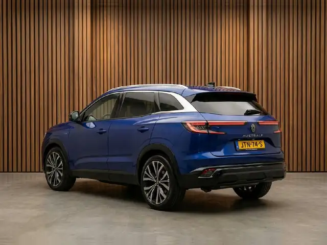 Renault Austral view 4