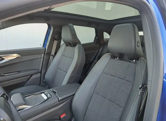 Renault Austral view 12