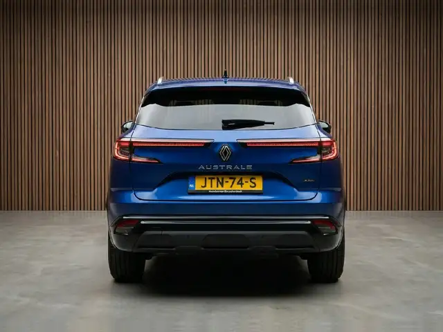 Renault Austral view 9