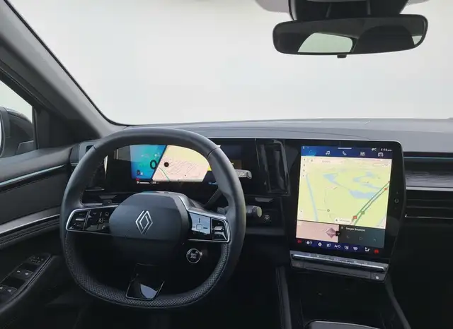 Renault Austral view 14
