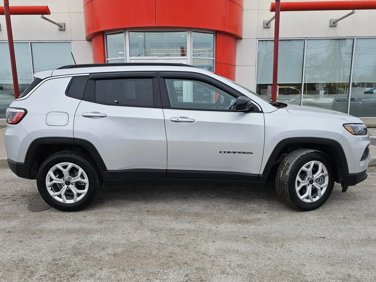 Jeep Compass снимка Jeep Compass