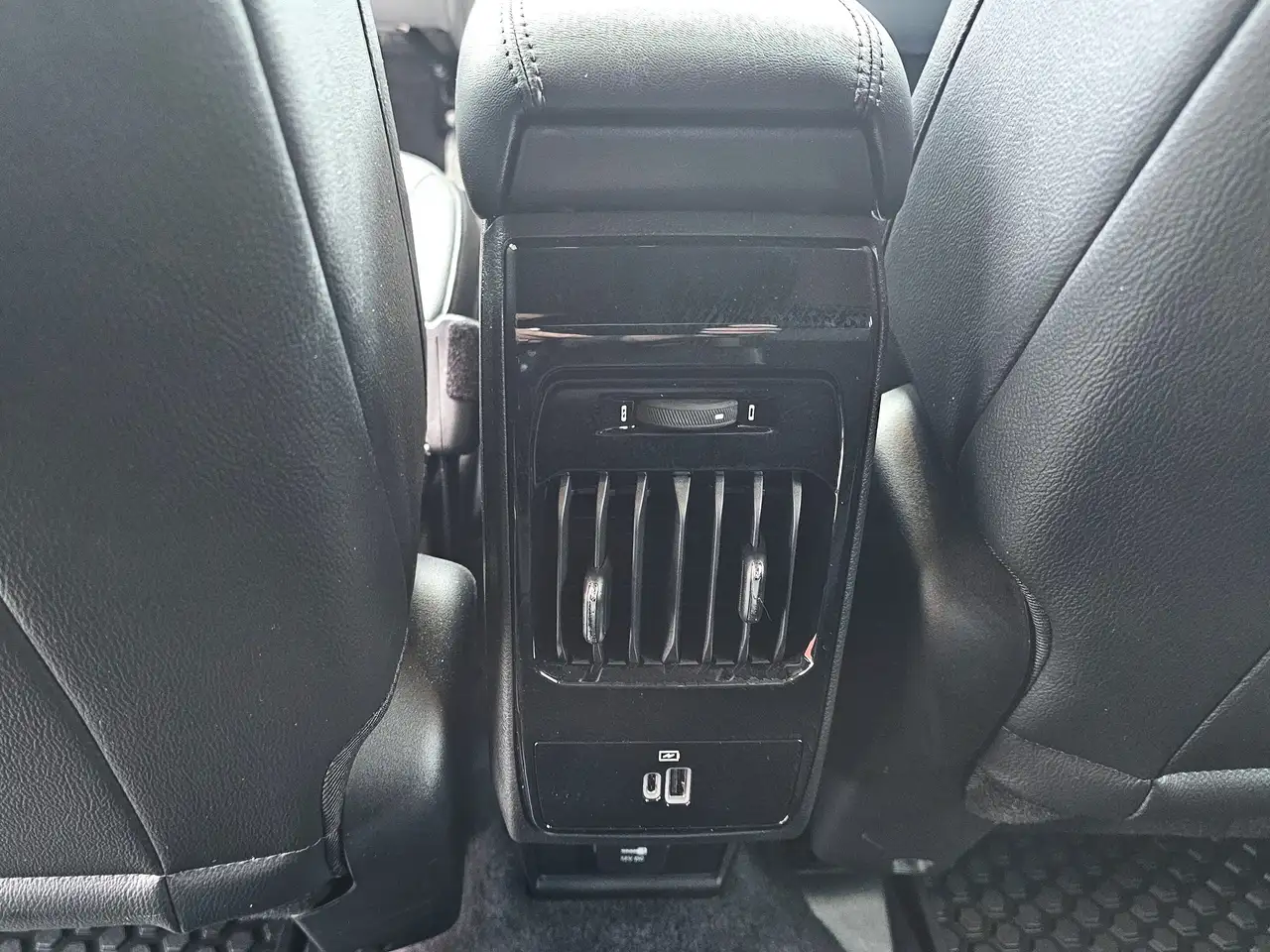 Jeep Compass снимка Jeep Compass