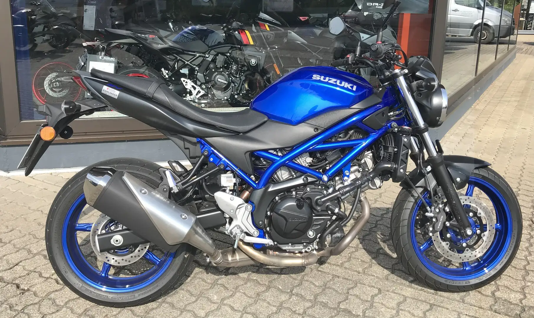 Suzuki SV 650 2025er mit nur 316Km Kék - 1