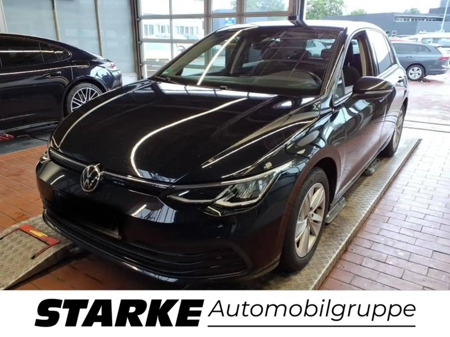 Volkswagen Golf 8 2.0 TDI DSG Life Noir - 1