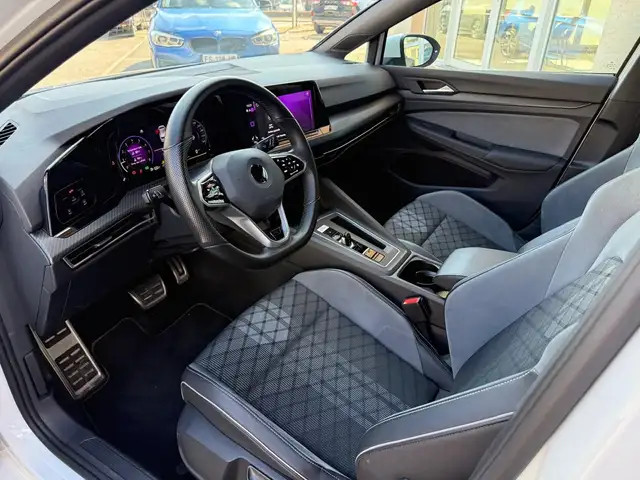 Volkswagen Golf view 9