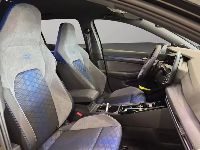 Volkswagen Golf view 8