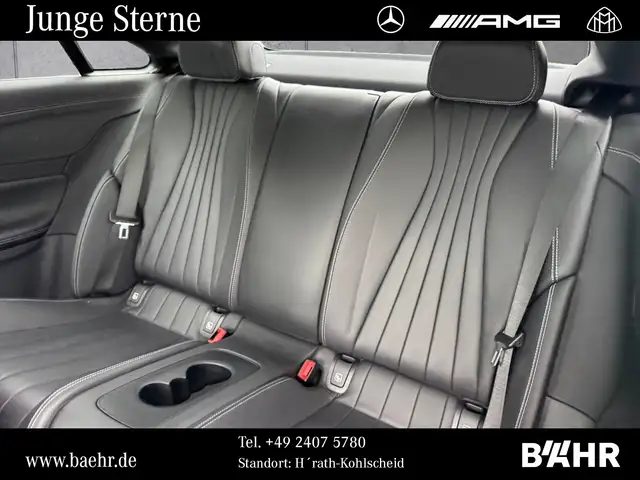 Mercedes-Benz E-Class view 9