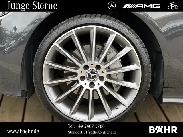 Mercedes-Benz E-Class view 6
