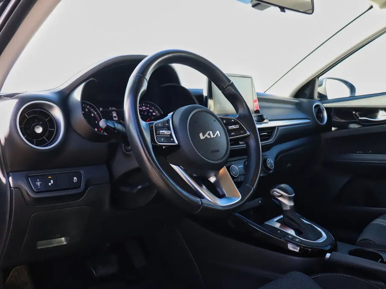 Kia Forte снимка Kia Forte