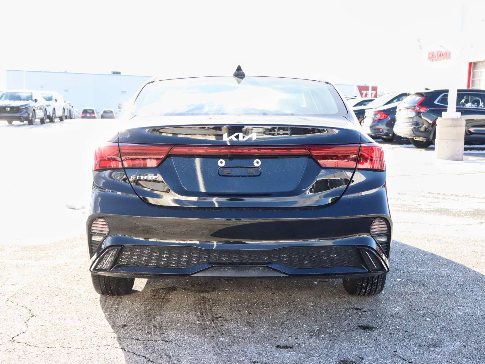 2024 Kia Forte LX | PW,PL,PM | T/C | Bu Camera | Bluetooth | Auto — снимка 1