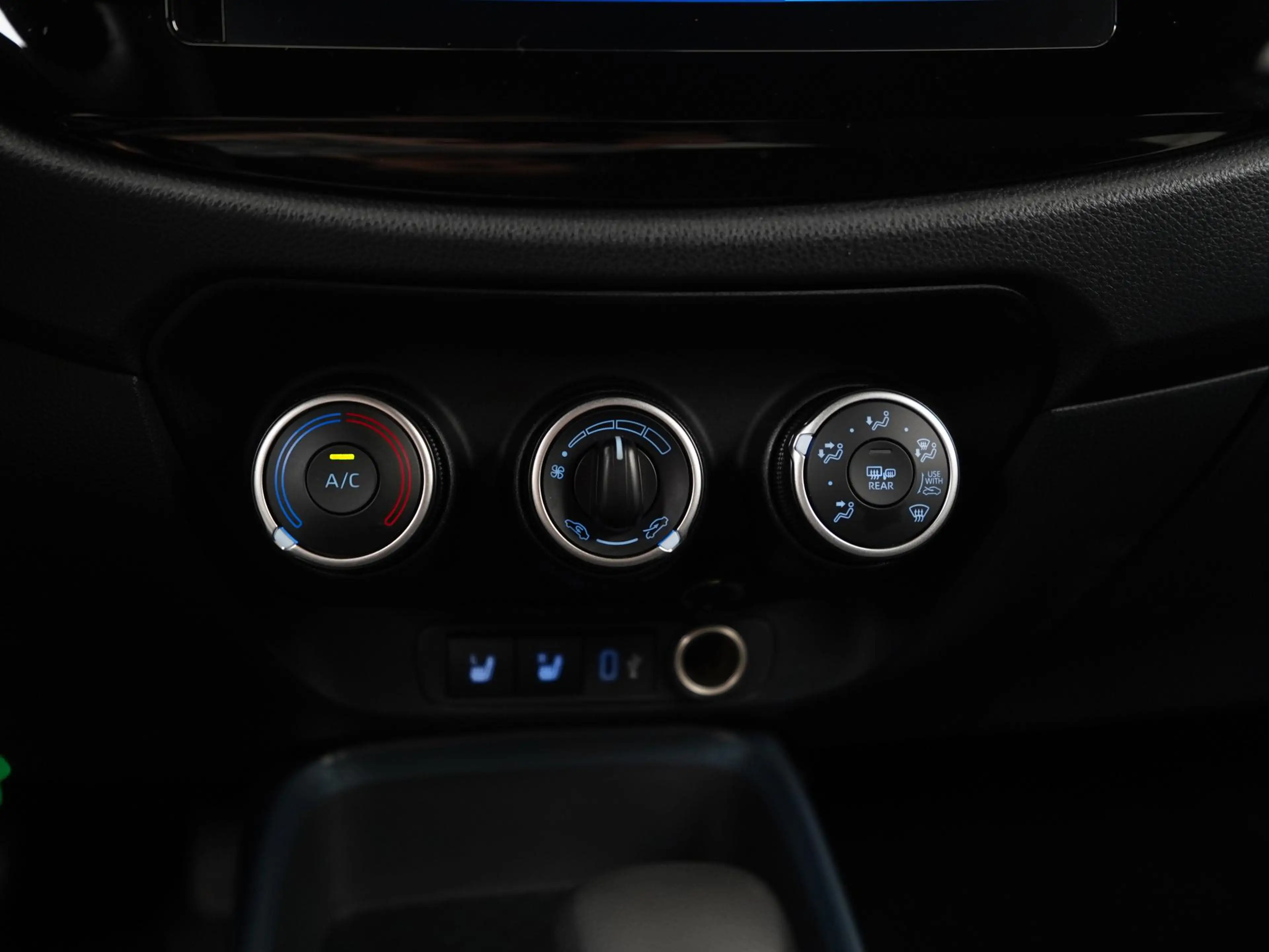 Toyota Aygo X 1.0 VVT-i S-CVT Pulse Two-Tone Automaat | Camera | — photo 11