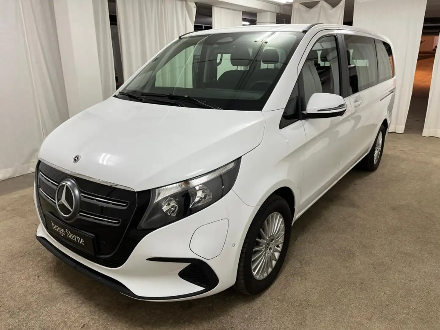 Mercedes-Benz EQV 250 Lang mopf Distronic 8Sitz Kamera MBUX - 2