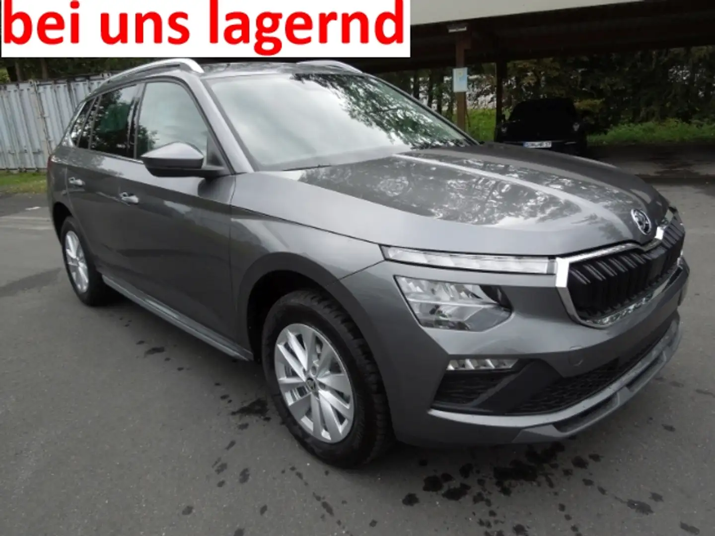 Skoda Kamiq 1.0 TSI TopSelection/LED/AHK/Klimaautomatik/Kamera Grau - 1