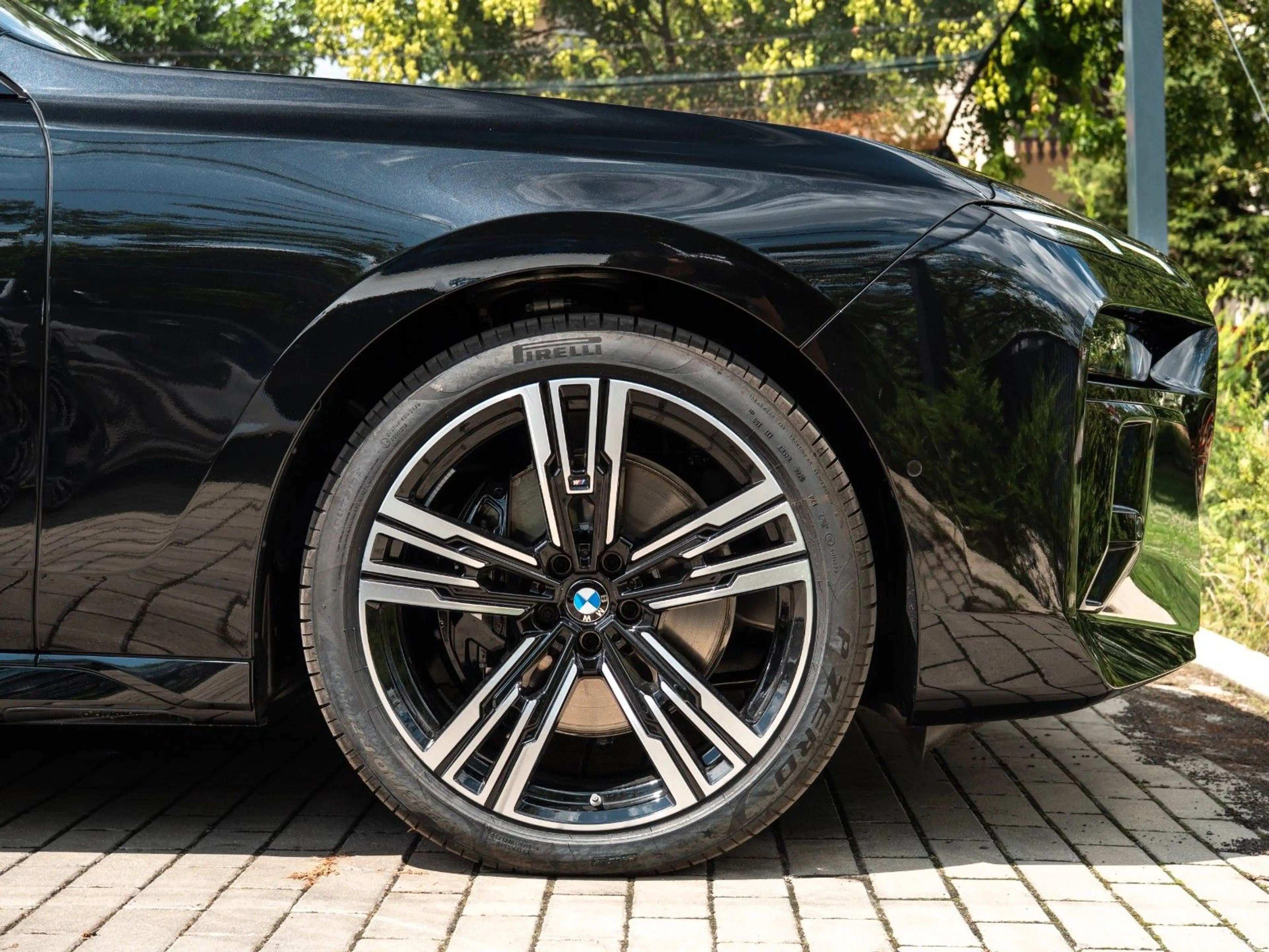 BMW 740 d M SPORT PRO.INDIVIDUAL.MASSAGE.SKY.5/100 — photo 14