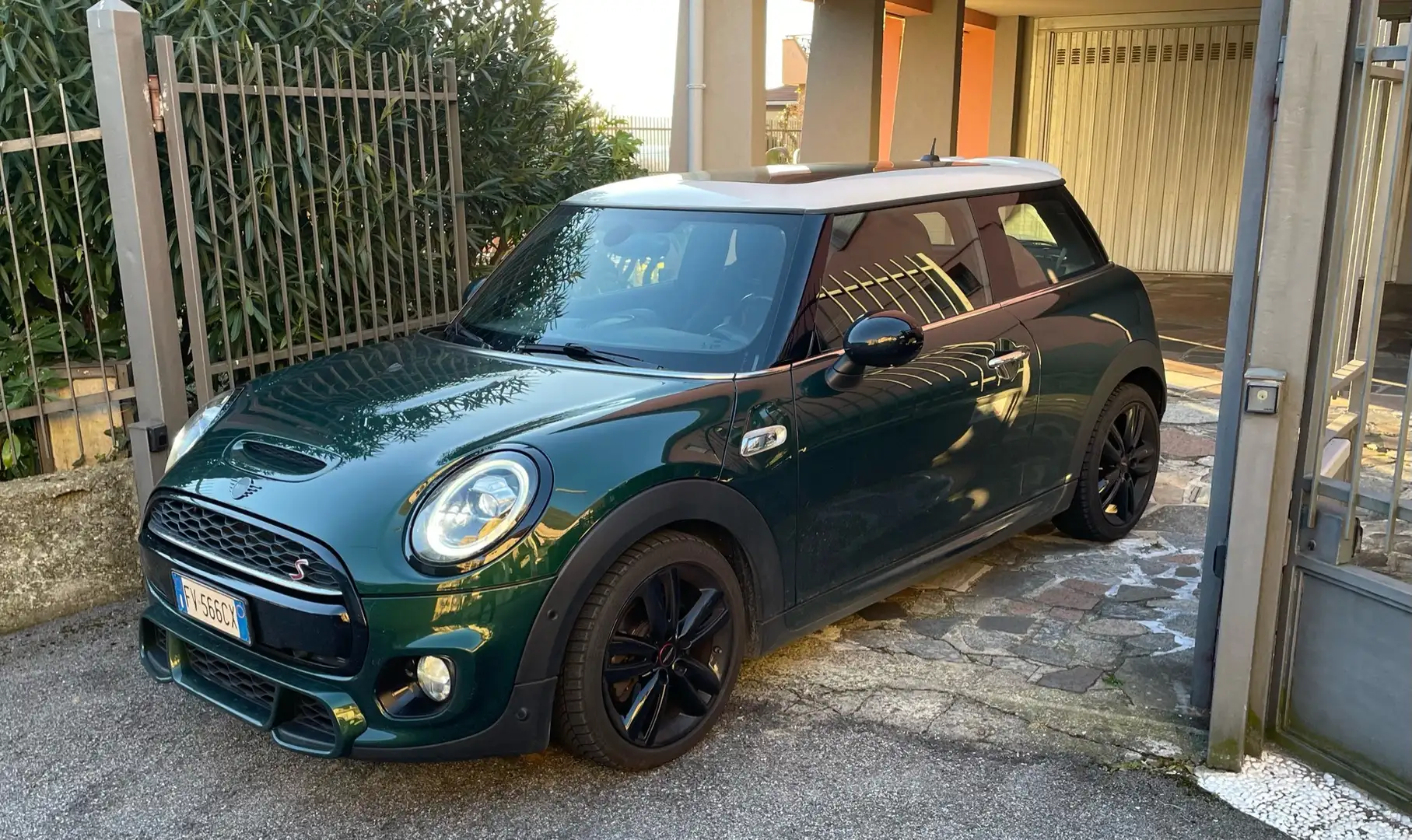 MINI Cooper S 3p 2.0 Hype JCW Verde - 2