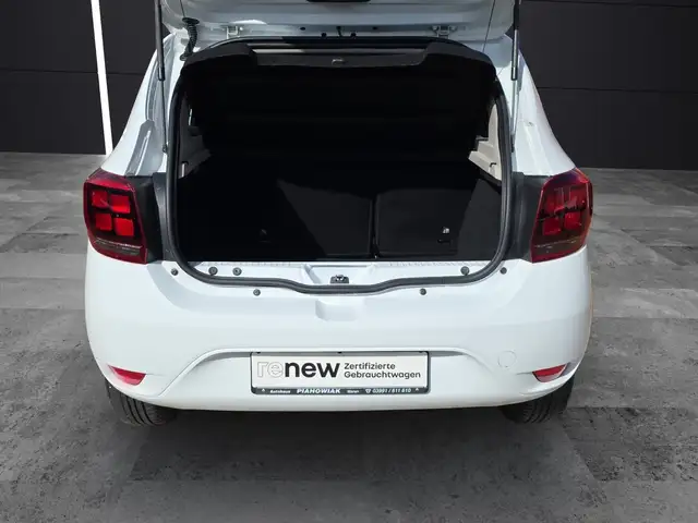 Dacia Sandero view 8