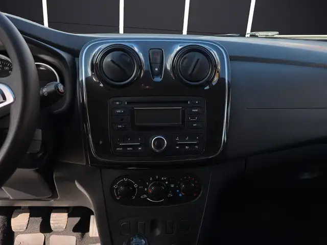 Dacia Sandero view 12