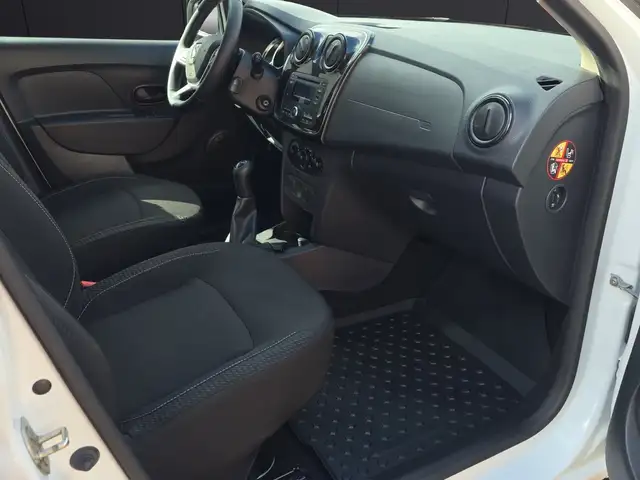 Dacia Sandero view 6