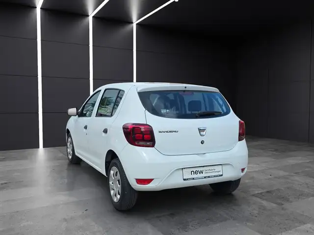 Dacia Sandero view 2