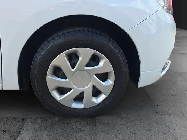 Dacia Sandero view 5