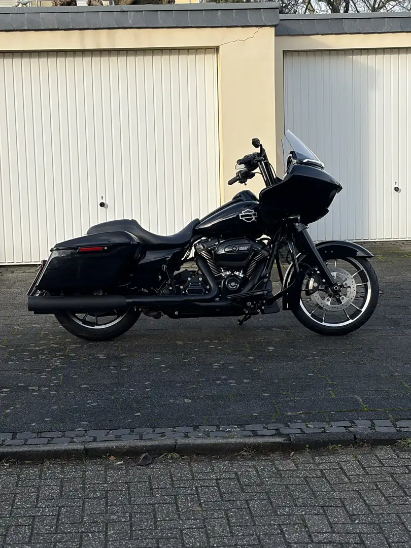 Harley-Davidson Road Glide 107 - 2