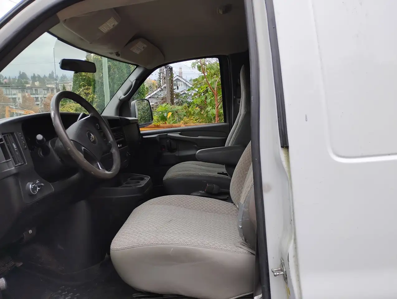 Chevrolet Express 1500 снимка Chevrolet Express 1500