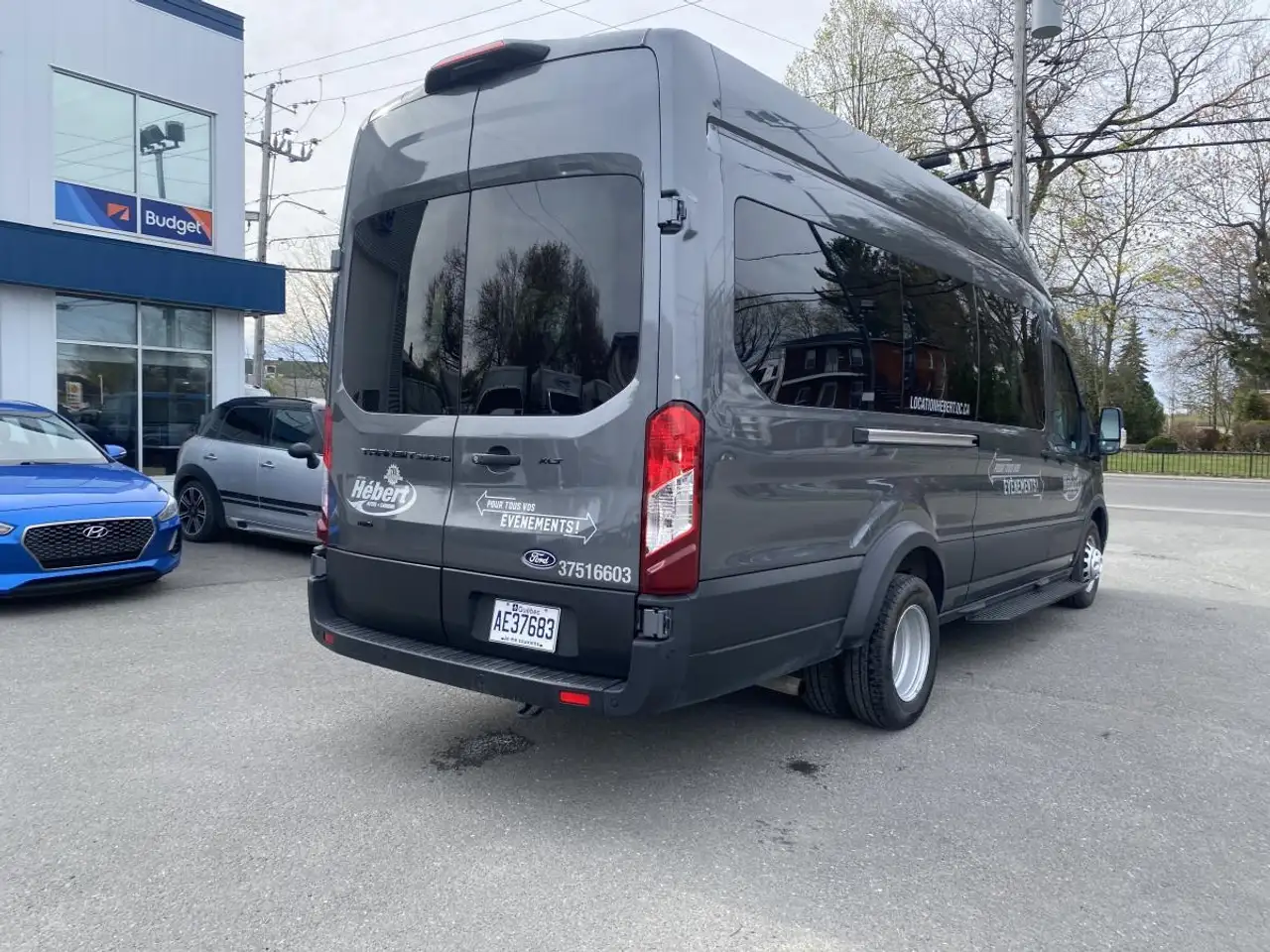 Ford Transit Passenger Wagon photo Ford Transit Passenger Wagon