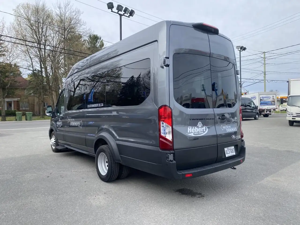 Ford Transit Passenger Wagon photo Ford Transit Passenger Wagon