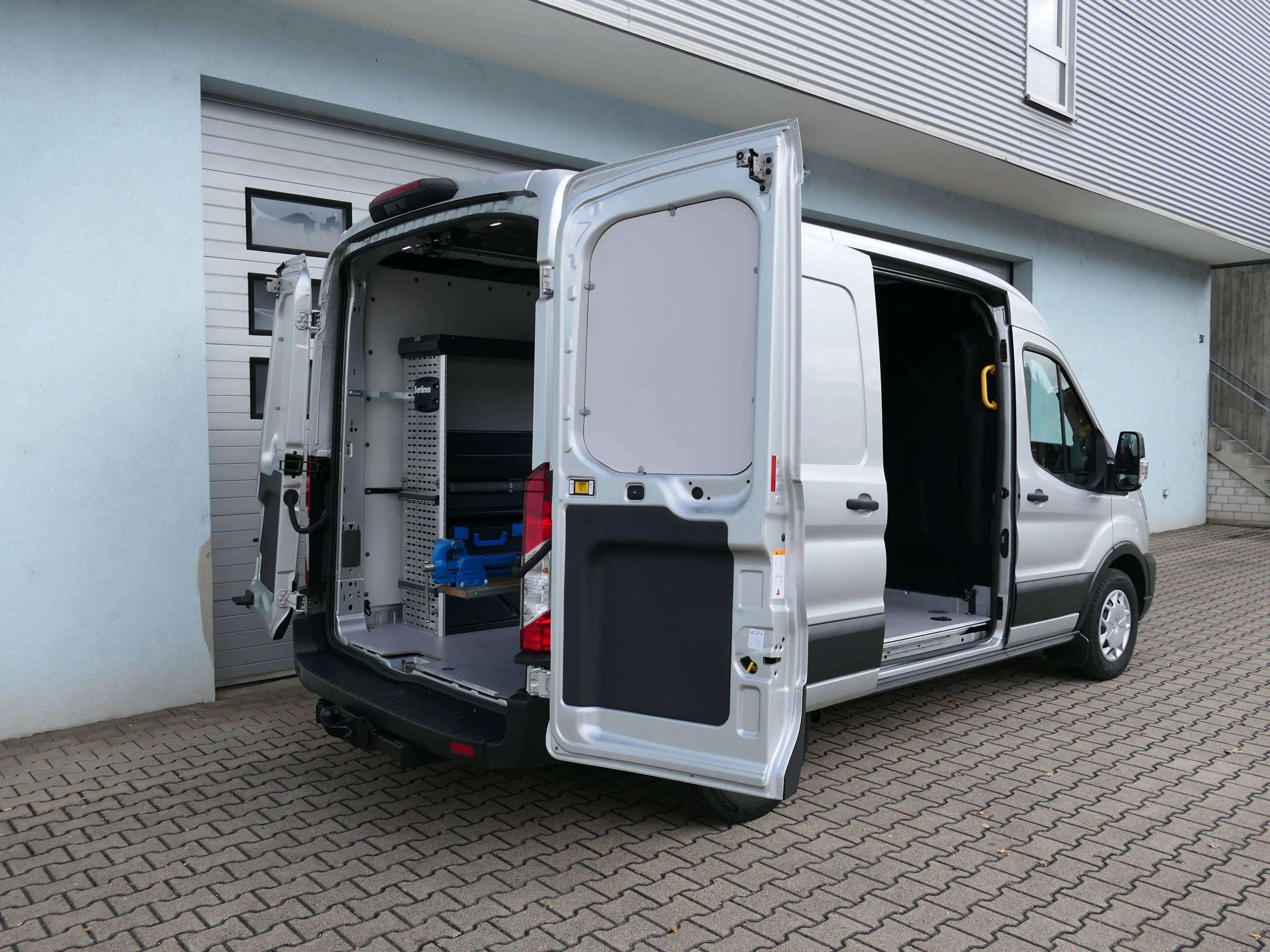Ford Transit 350 L2 Limited SORTIMO AHK Stand+Sitzheizung Navi — photo 4