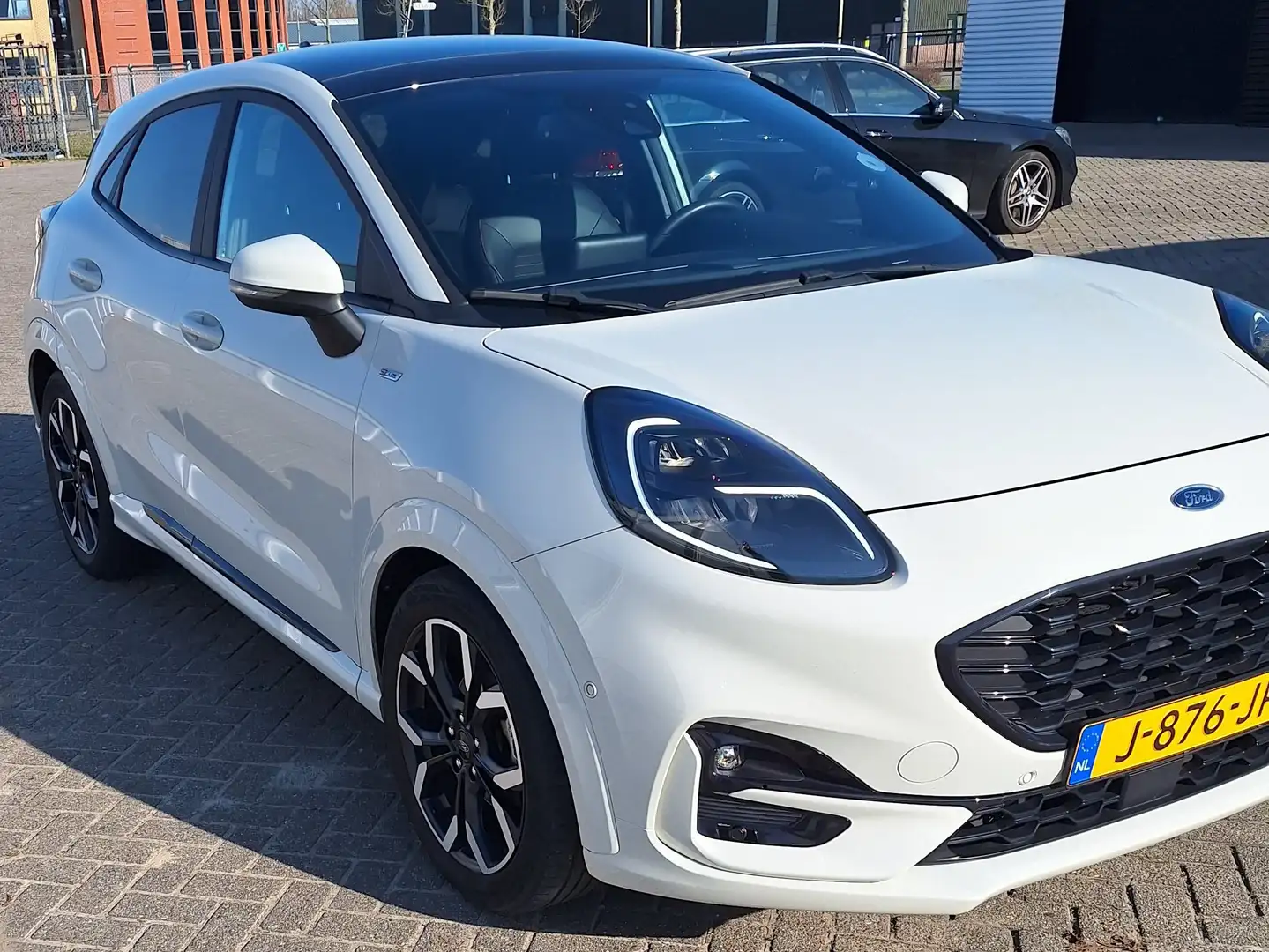 Ford Puma Puma 1.0 EB Hyb ST-Line X bijela - 1