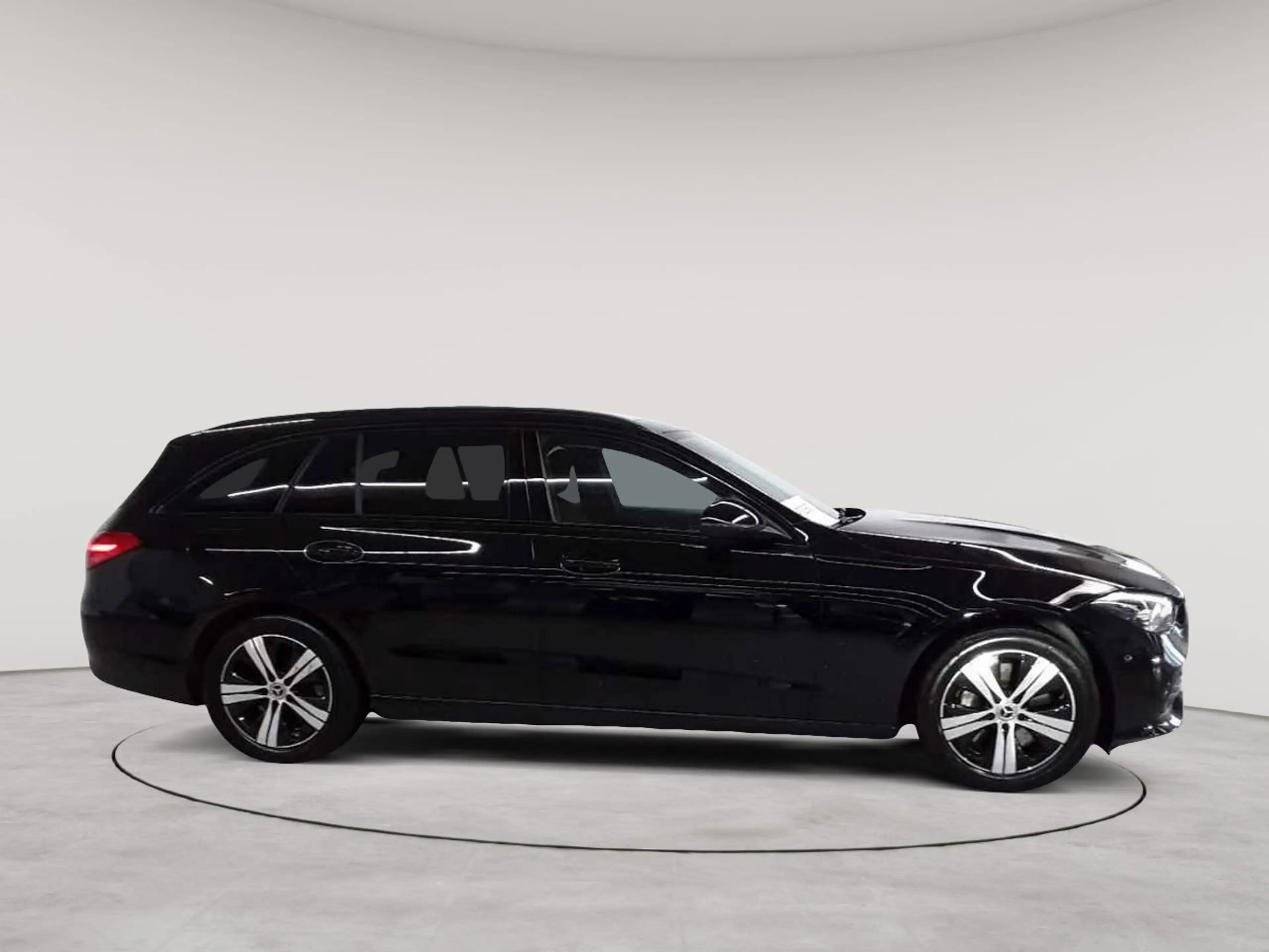 Mercedes-Benz C 300 C 300 e T-AHK Beam PANO InfotainP AssiP — photo 3